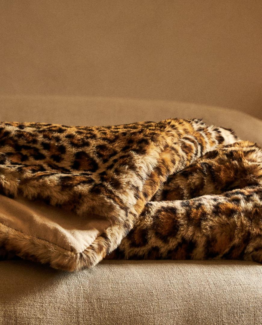 Leopard uzorak nije rezerviran samo za odjeću - raskošna deka košta 599 kuna