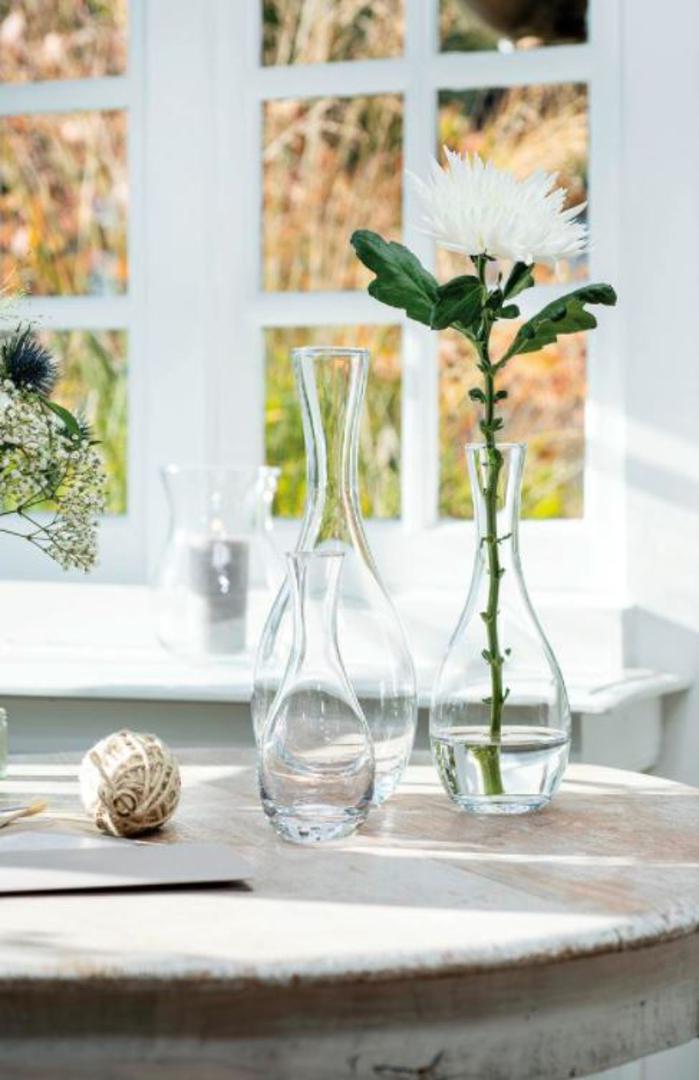 Elegantne vaze najjlakši su način da podignete prostor, a cijena na sniženju im je 79,90 kuna