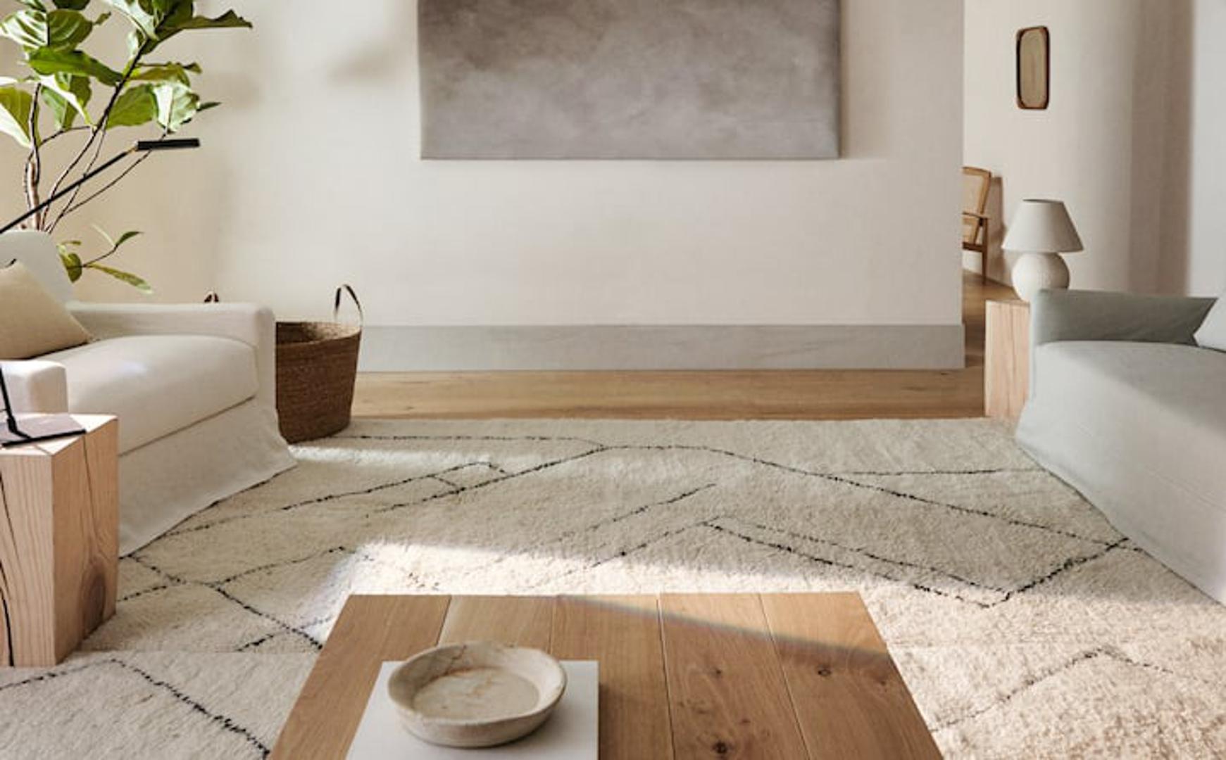 Predivan vuneni tepih brenda Zara Home odlično će se uklopiti u svaki dnevni boravak. Cijena mu je 3599 kuna