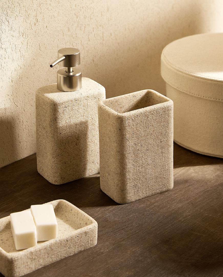 Tekstura kamena za dojam prirodnog u kupaonici