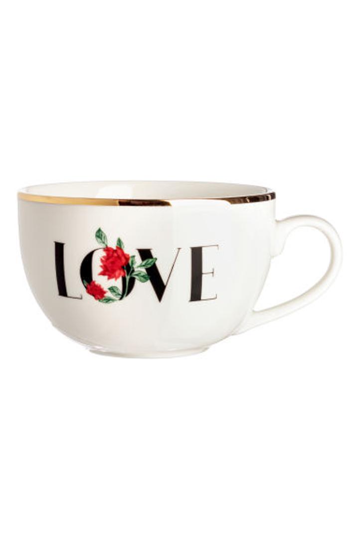 Pokažite svoju ljubav velikom šalicom kave s porukom. H&M Home, 49 kuna