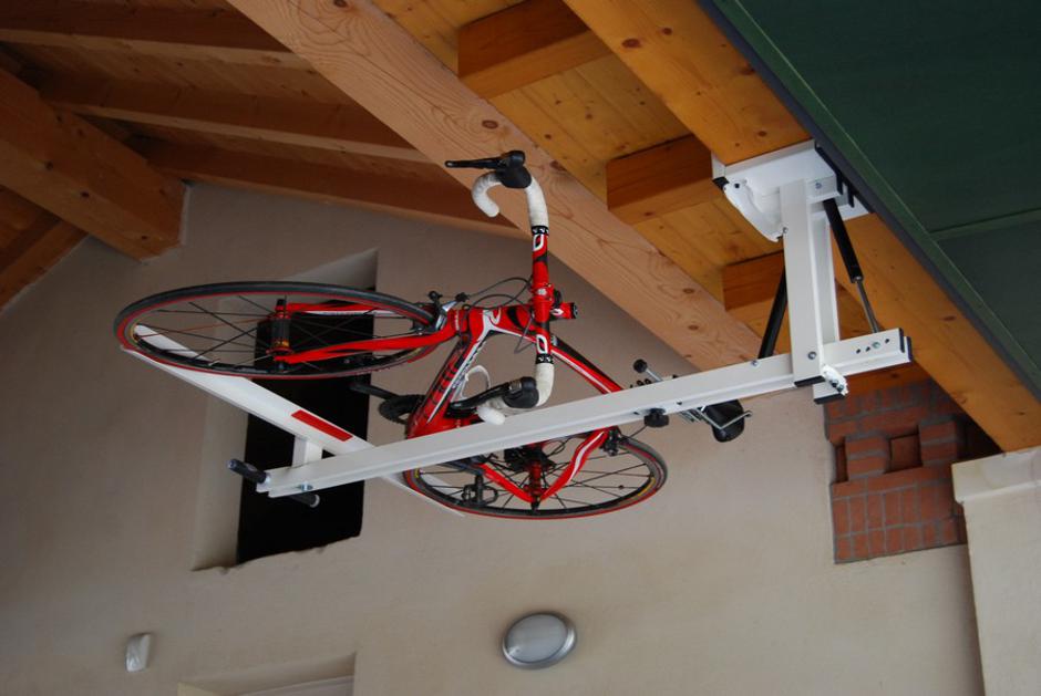 Flat bike lift držač za bicikl